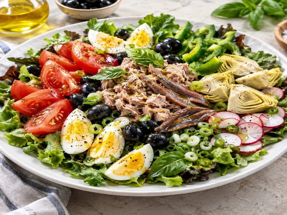 Easy Classic Niçoise Salad