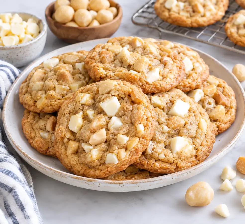 White Chocolate Macadamia Nut Cookies